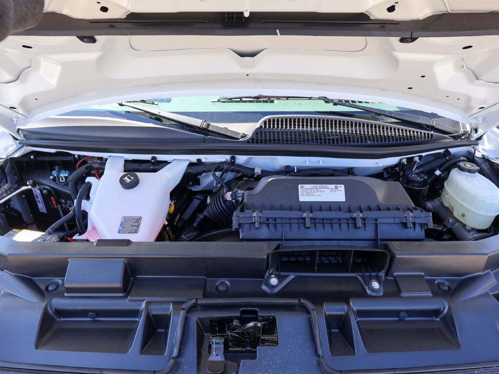 2026 GMC Savana Cargo Work Van - Photo 28