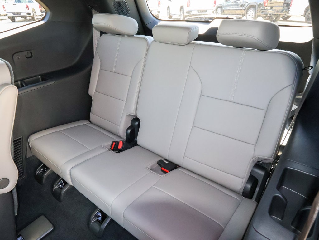 2027 GMC Acadia Elevation - Photo 12