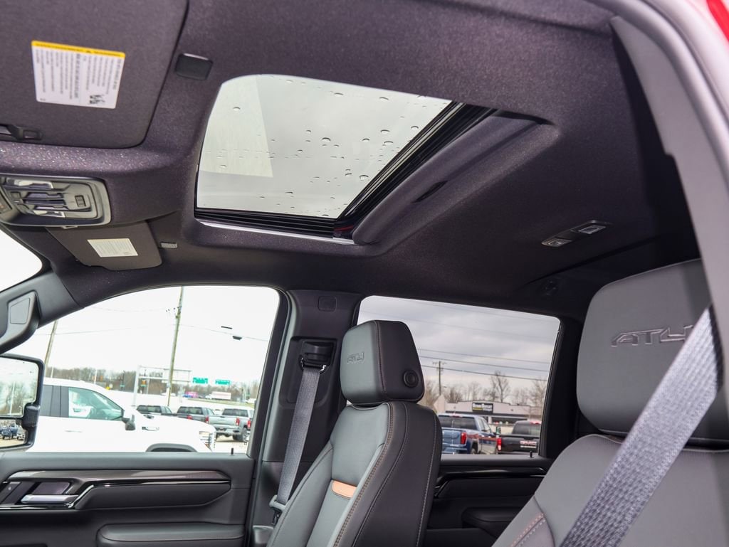 2026 GMC Sierra 2500HD AT4 - Photo 8