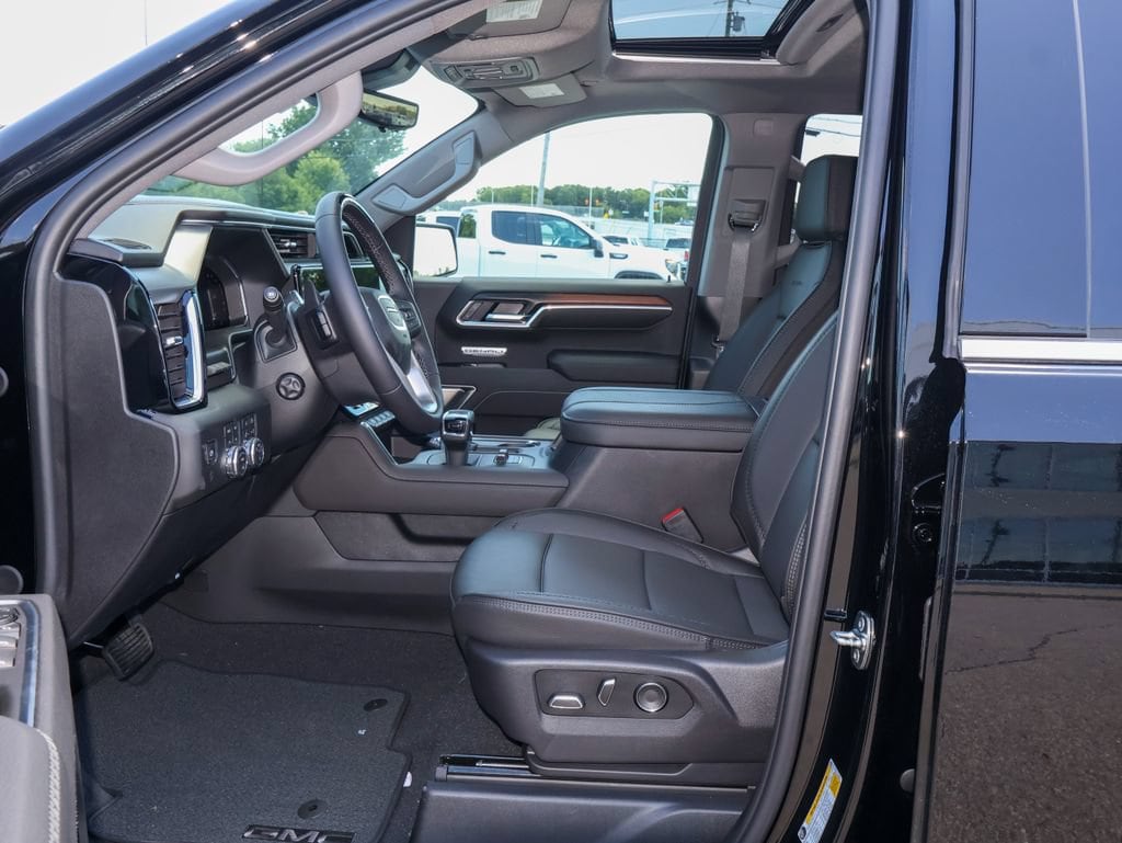 2026 GMC Sierra 1500 Denali - Photo 7