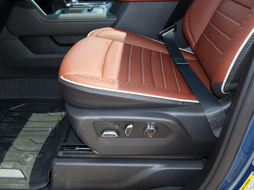 2026 GMC Sierra 2500HD Denali Ultimate - Photo 12