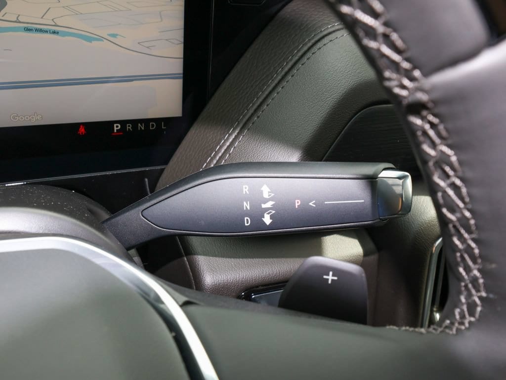 2026 GMC Yukon XL Denali - Photo 31