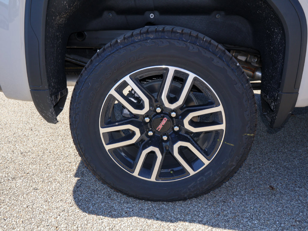 2026 GMC Sierra 1500 AT4 - Photo 32