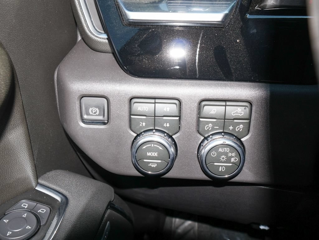 2026 GMC Sierra 1500 SLT - Photo 24