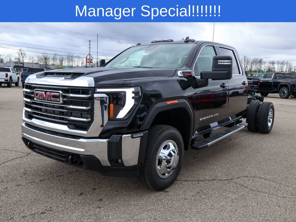 2026 GMC Sierra 3500 Chassis Cab SLE - Photo 6