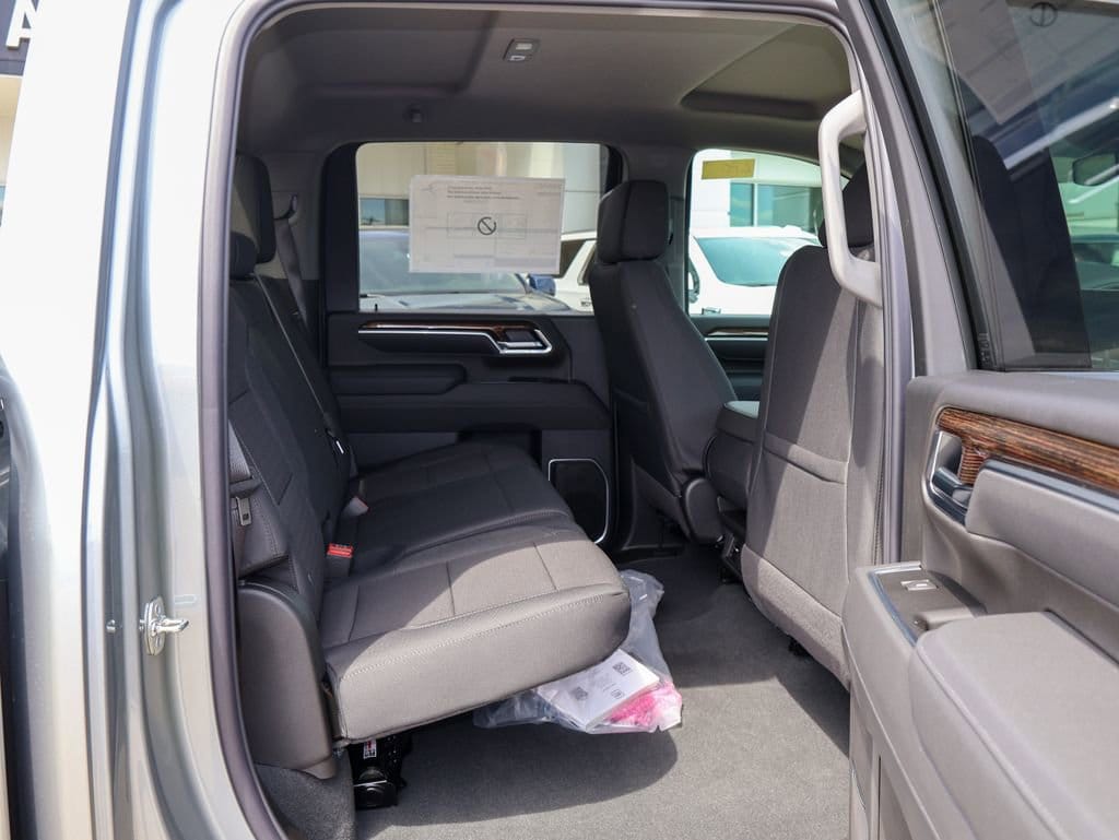 2026 GMC Sierra 3500HD SLE - Photo 28