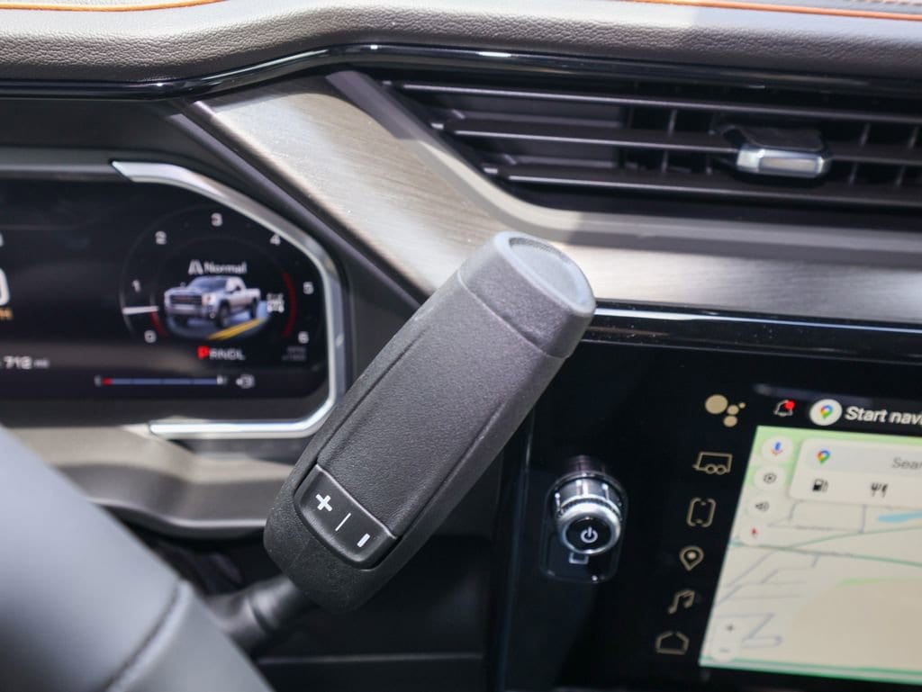 2026 GMC Sierra 2500HD AT4 - Photo 24