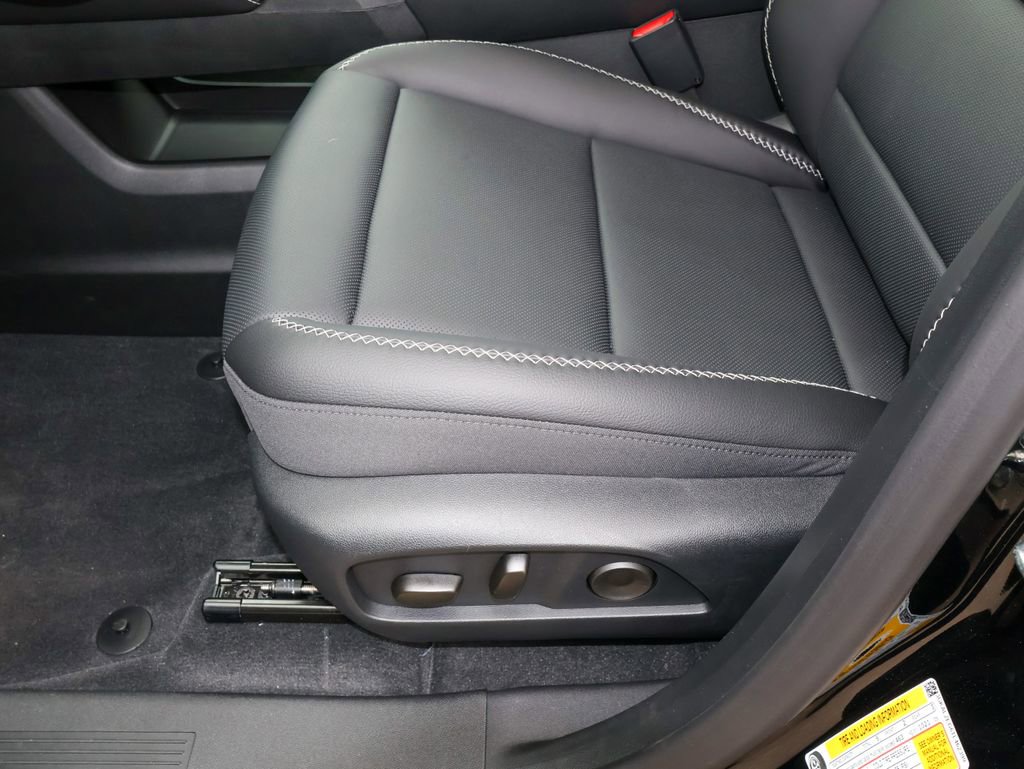 2026 GMC Terrain Denali - Photo 9