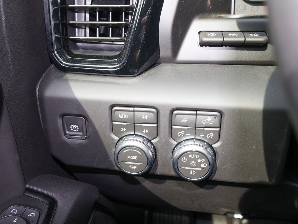 2026 GMC Sierra 1500 AT4X - Photo 27