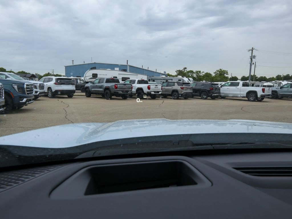 2026 GMC Acadia Denali - Photo 27