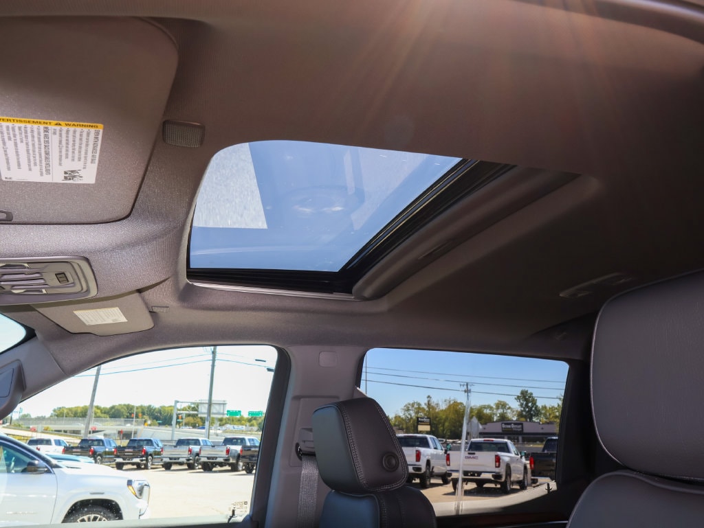 2026 GMC Sierra 1500 Denali - Photo 8