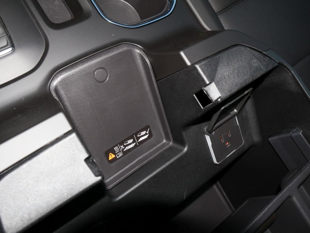 2026 GMC Sierra 3500HD Denali - Photo 25