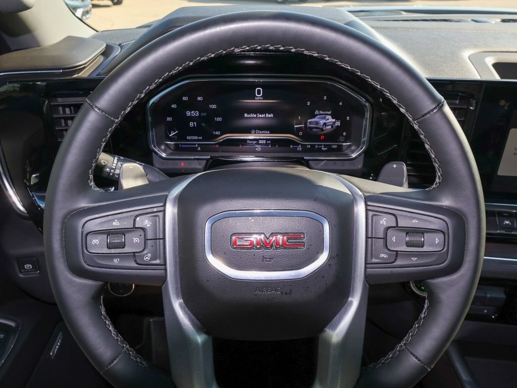 2024 GMC Sierra 1500 SLT - Photo 17