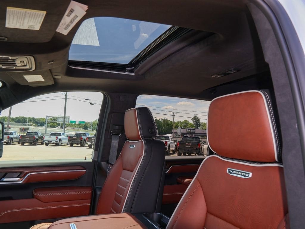 2026 GMC Sierra 3500HD Denali Ultimate - Photo 9