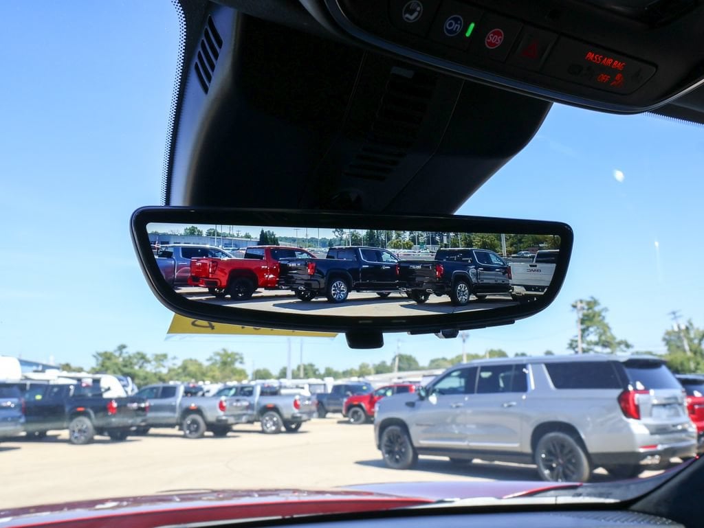 2026 GMC Acadia Denali Ultimate - Photo 32