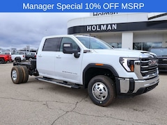 2026 GMC Sierra 3500 HD Chassis Cab SLE Truck