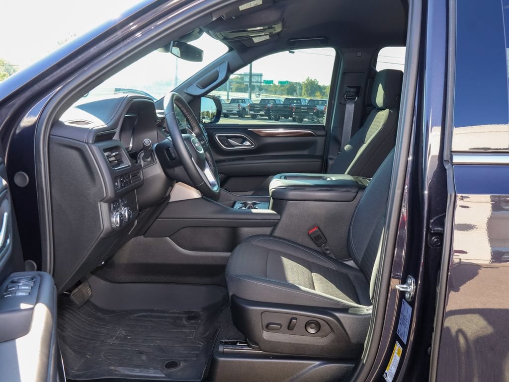 2024 GMC Yukon XL SLE - Photo 7