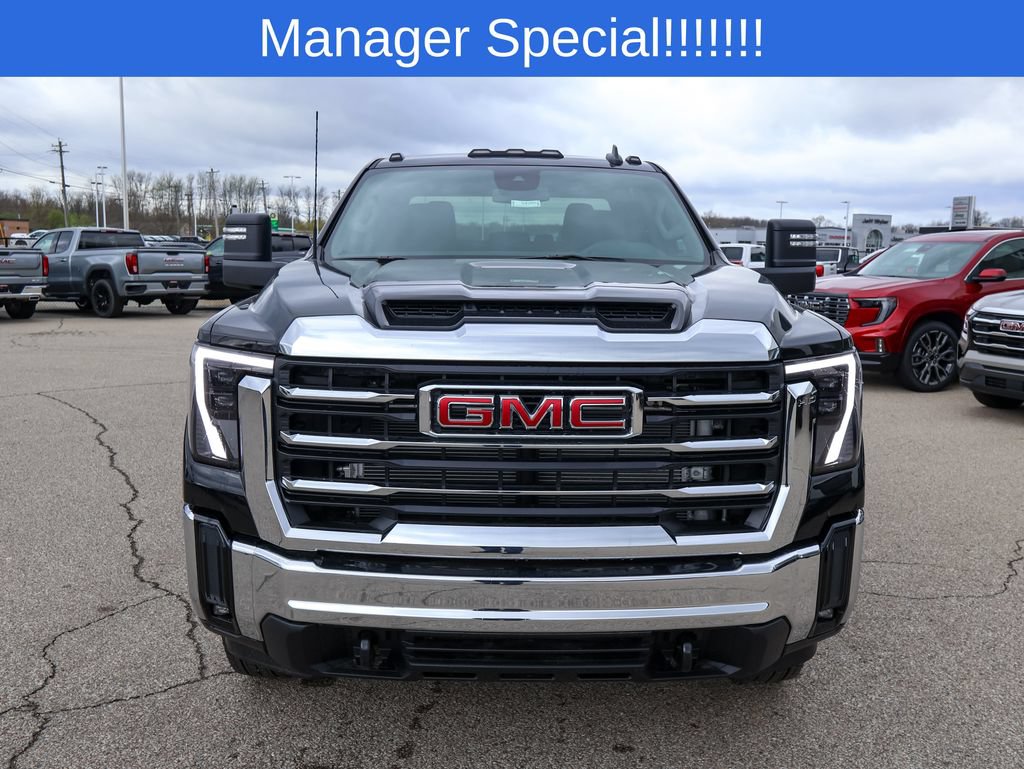 2026 GMC Sierra 3500 Chassis Cab SLE - Photo 7