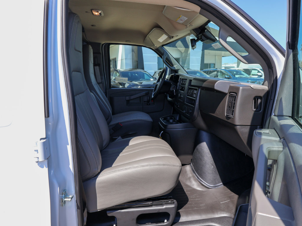 2026 GMC Savana Cargo Work Van - Photo 22