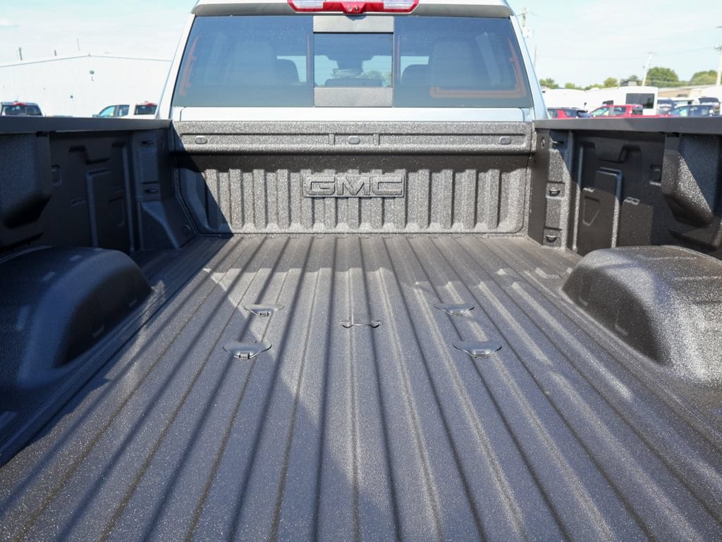 2026 GMC Sierra 3500HD Denali - Photo 6