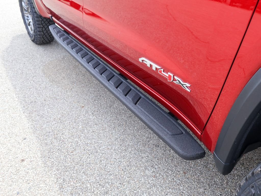 2026 GMC Sierra 1500 AT4X - Photo 7