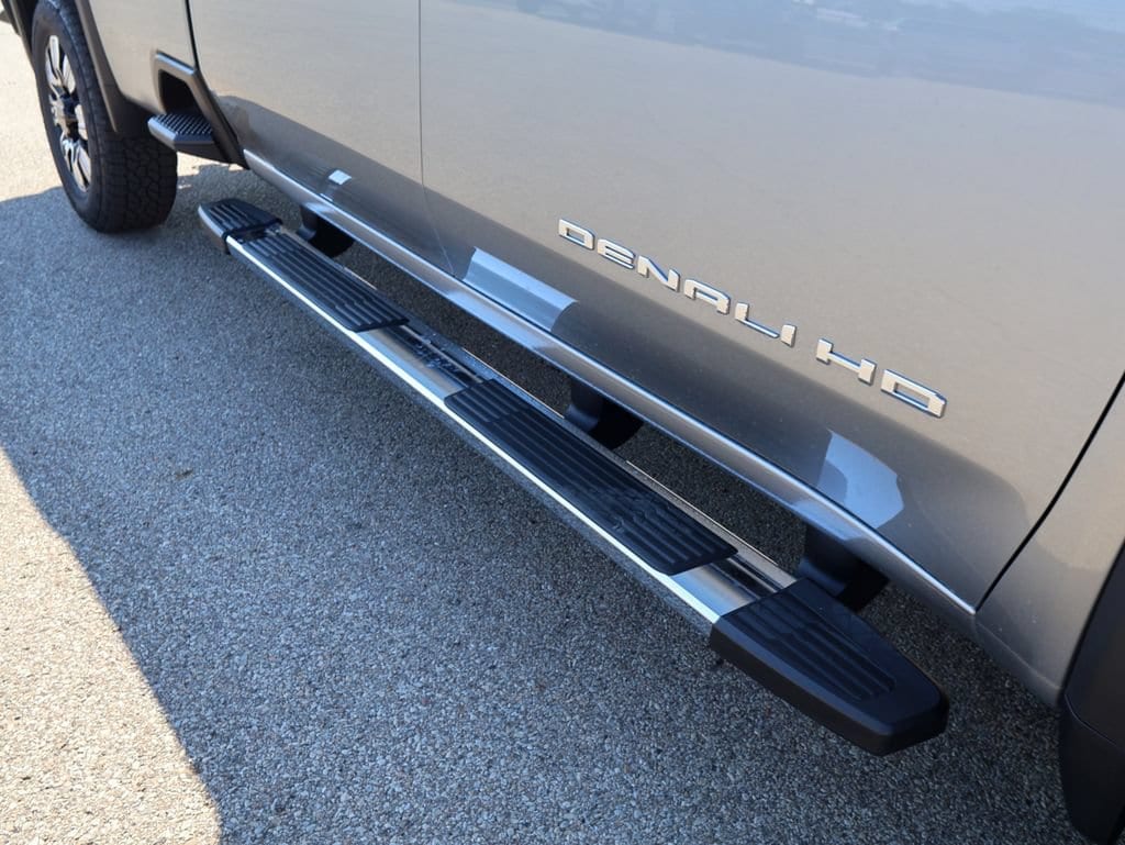 2026 GMC Sierra 3500HD Denali - Photo 7