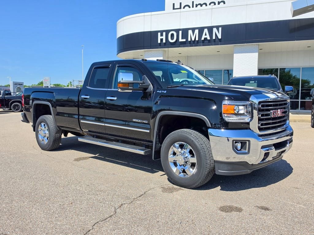 2017 GMC Sierra 4WD Double Cab Long Box SLT's photo