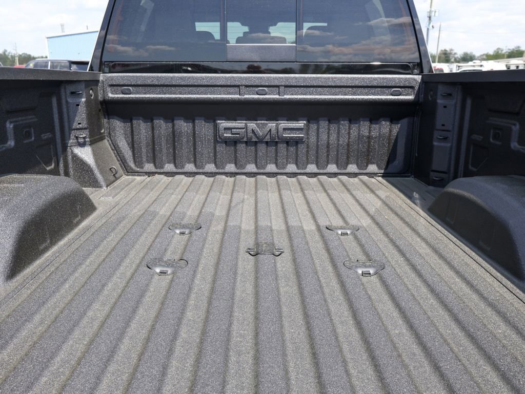 2026 GMC Sierra 2500HD SLT - Photo 6