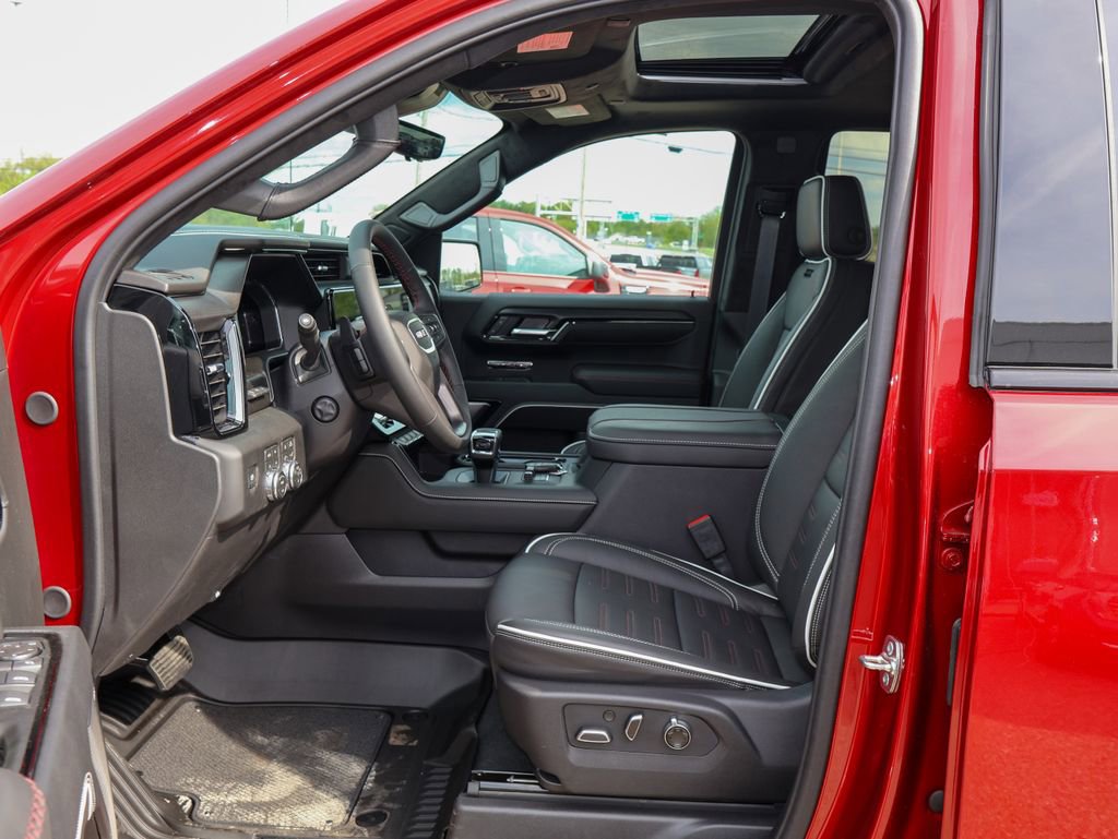 2026 GMC Sierra 1500 AT4X - Photo 8