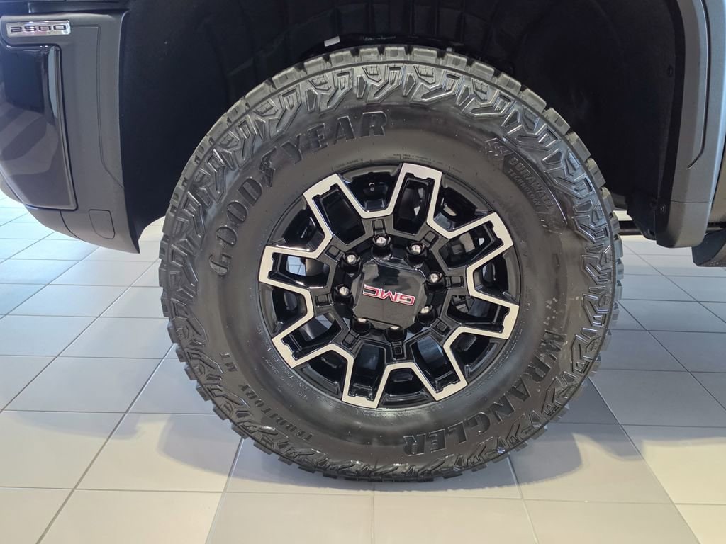 2026 GMC Sierra 2500HD AT4X - Photo 33