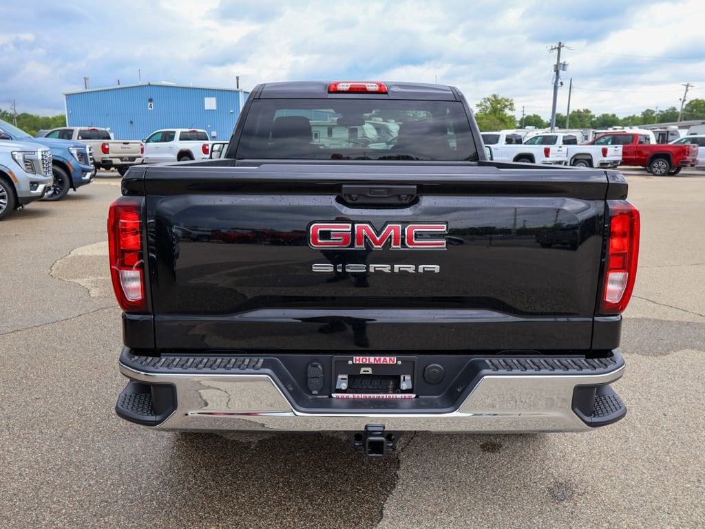 2026 GMC Sierra 1500 Pro - Photo 4