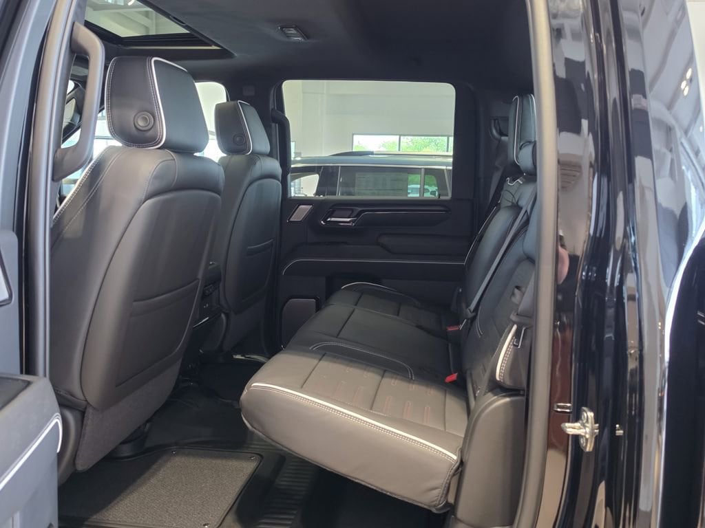 2026 GMC Sierra 2500HD AT4X - Photo 12