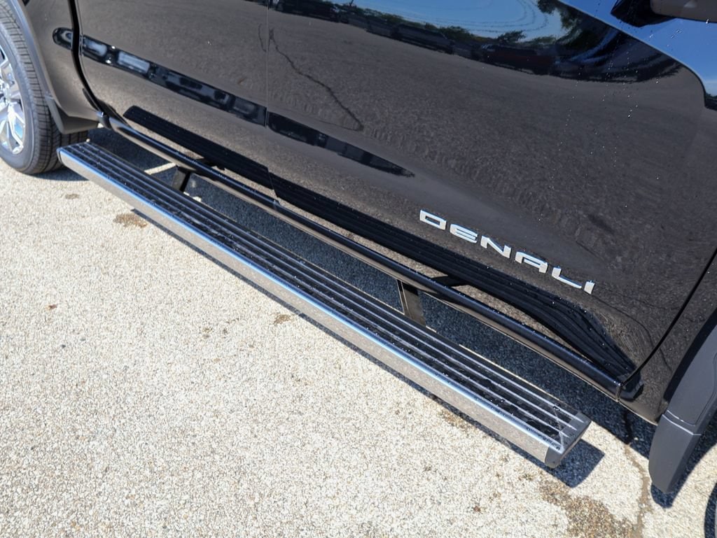 2026 GMC Sierra 1500 Denali - Photo 6