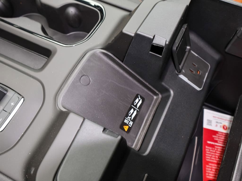 2026 GMC Sierra 2500HD AT4 - Photo 24