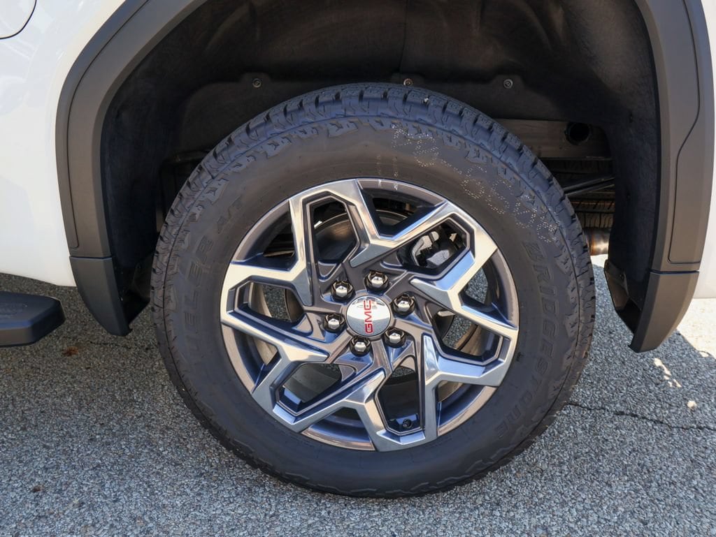 2026 GMC Sierra 1500 SLT - Photo 33