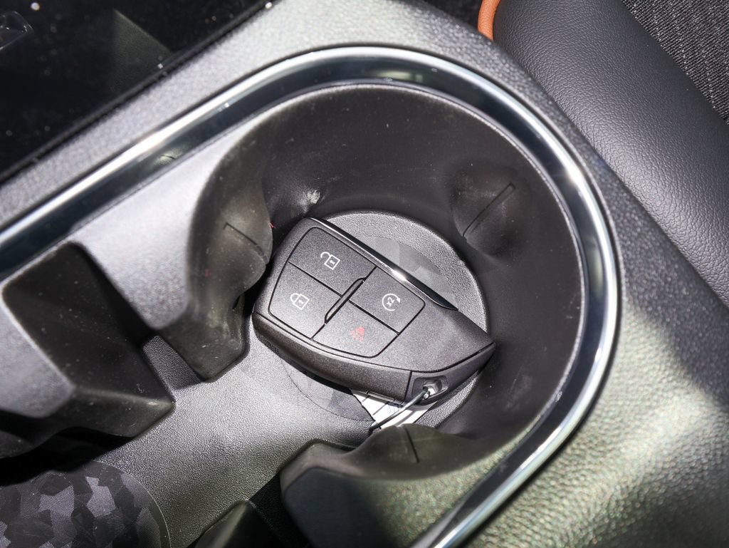 2026 GMC Canyon AT4 - Photo 25