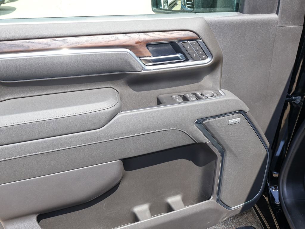 2026 GMC Sierra 2500HD SLT - Photo 10