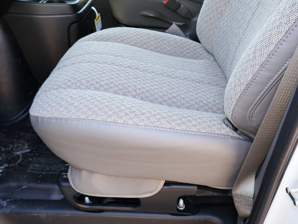 2026 GMC Savana Cargo Work Van - Photo 7
