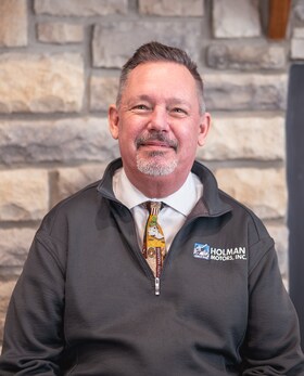 Staff member Tom Cranmer from ID_d4ff8f2bd885