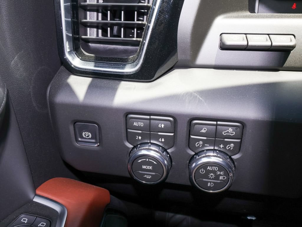 2026 GMC Sierra 1500 Denali Ultimate - Photo 28