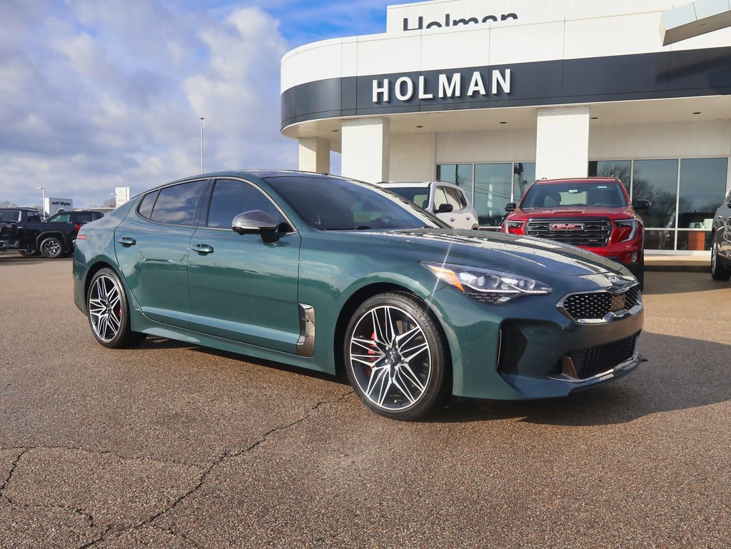 2023 Kia Stinger GT2's photo