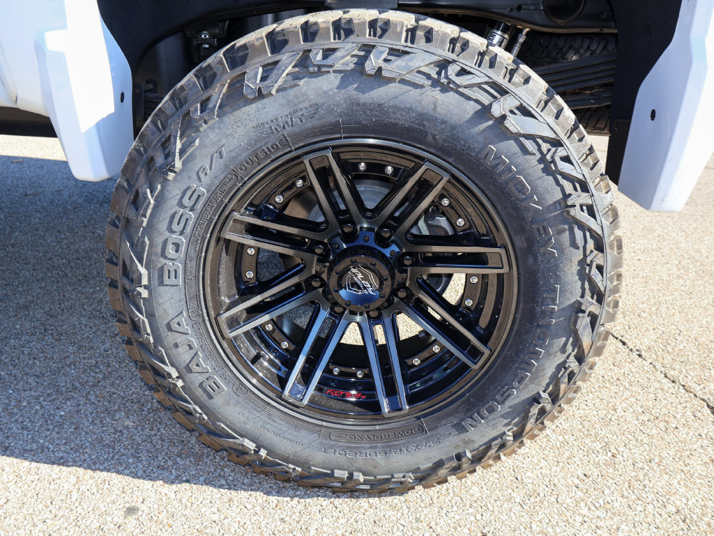 2026 GMC Sierra 2500HD AT4 - Photo 49