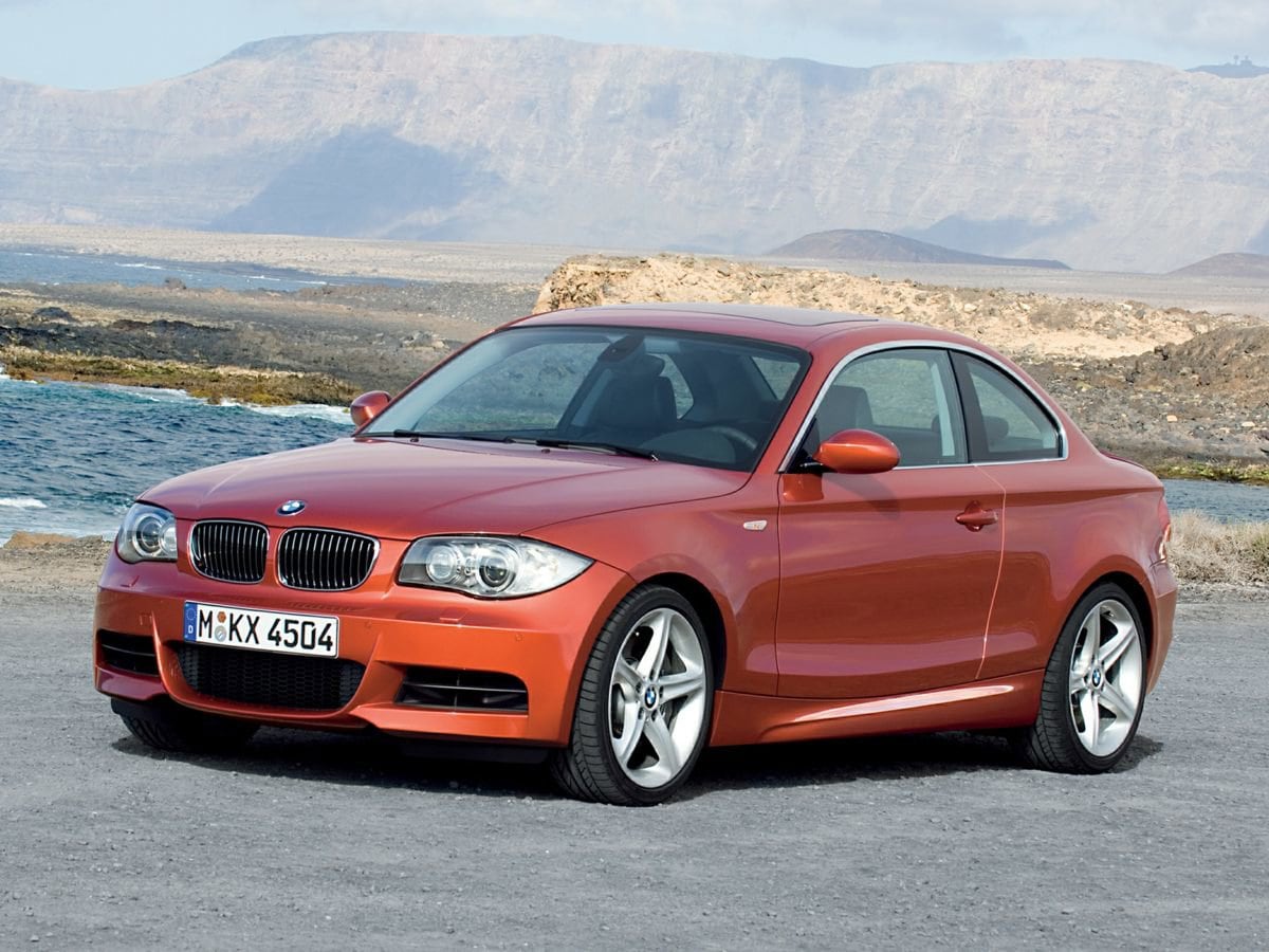 2011 BMW 1 Series 128i's photo