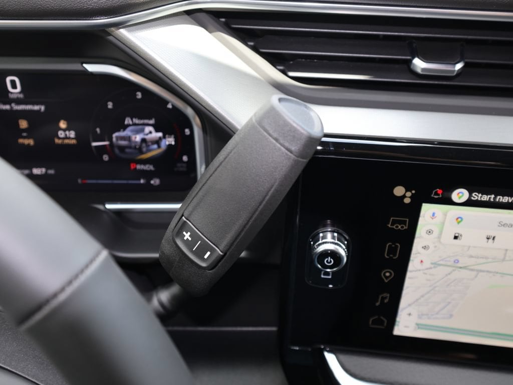 2026 GMC Sierra 2500HD Denali - Photo 25