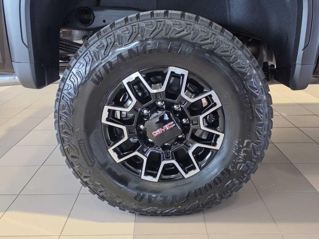 2026 GMC Sierra 2500HD AT4X - Photo 31