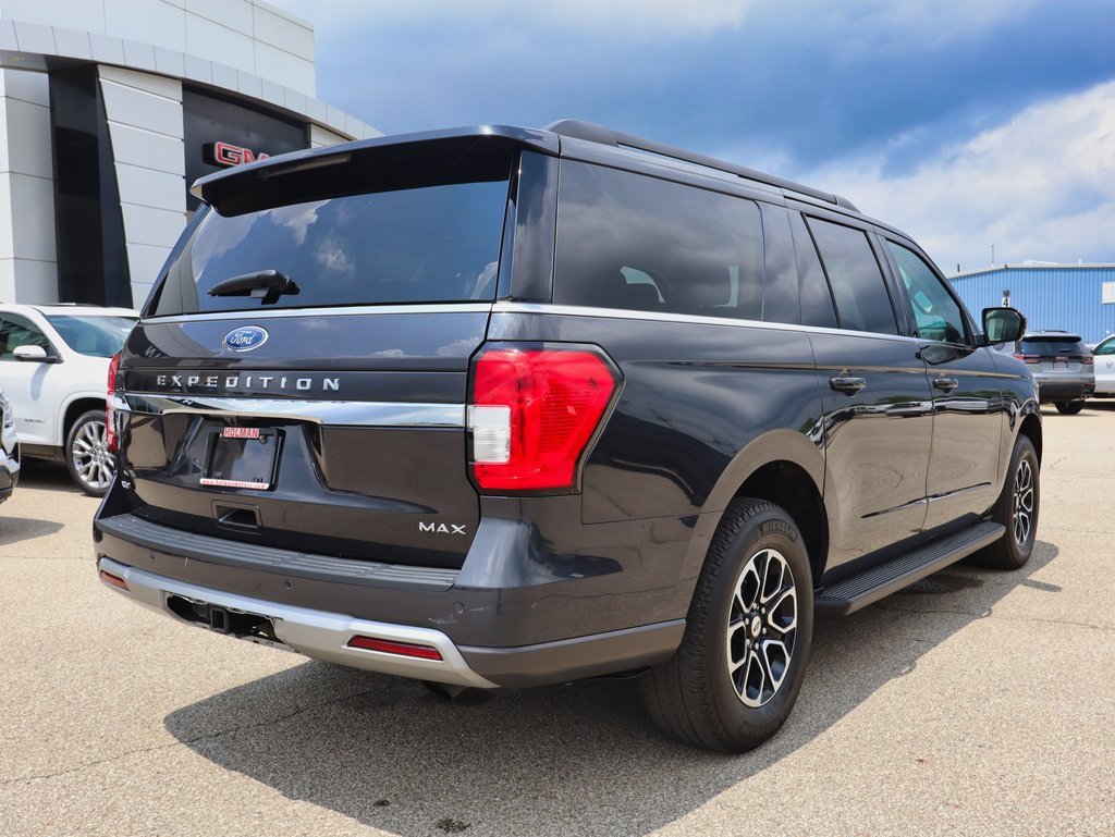 2024 Ford Expedition MAX XLT photo 3