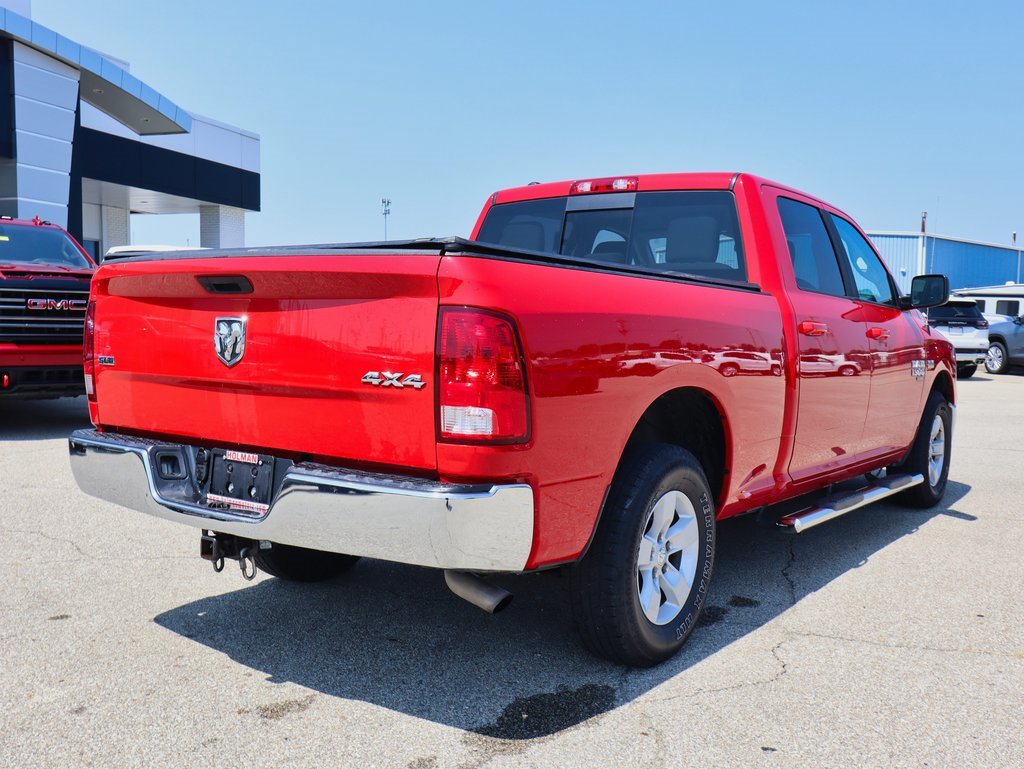 2019 Ram 1500 Classic SLT photo 3