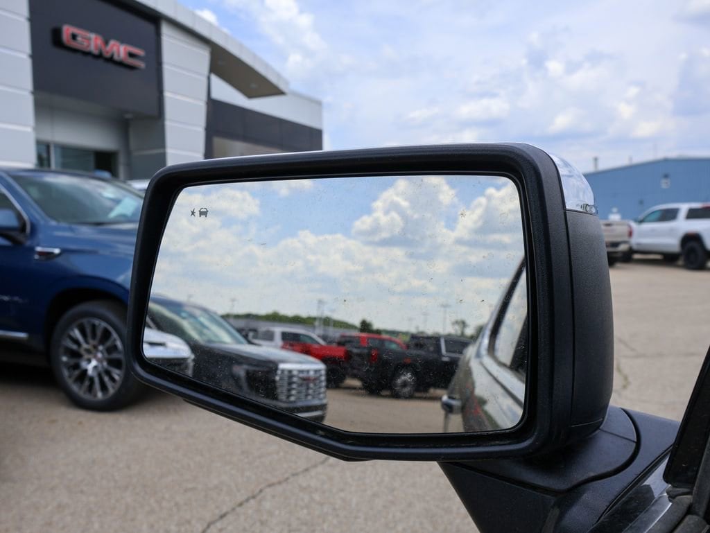 2026 GMC Sierra 1500 SLE - Photo 22