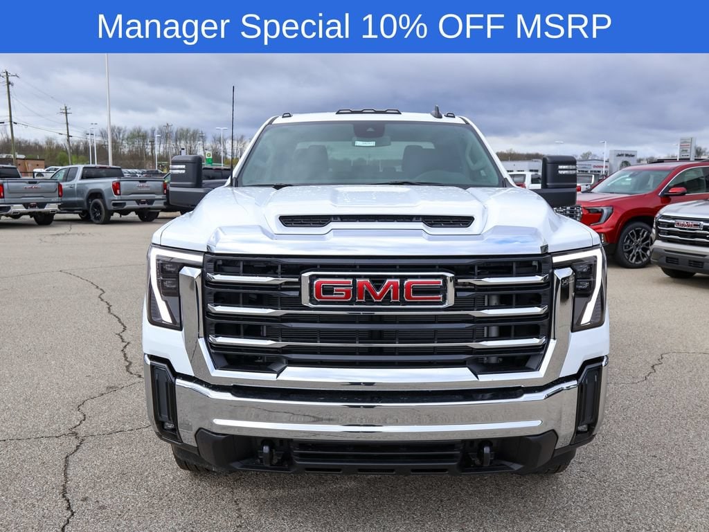2026 GMC Sierra 3500 Chassis Cab SLE - Photo 25