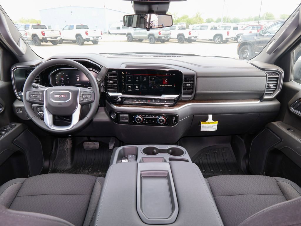 2026 GMC Sierra 1500 SLE - Photo 10